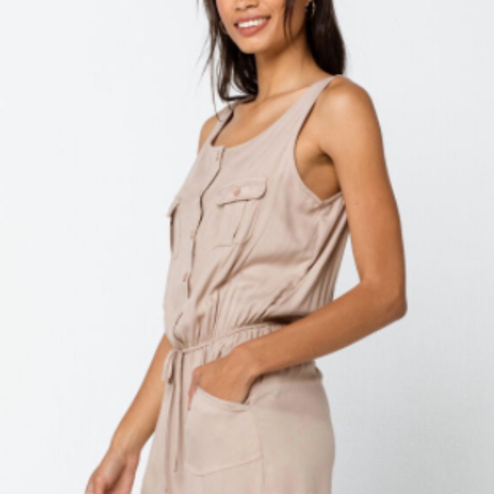 NEW Ci Sono sleeveless khaki safari romper S